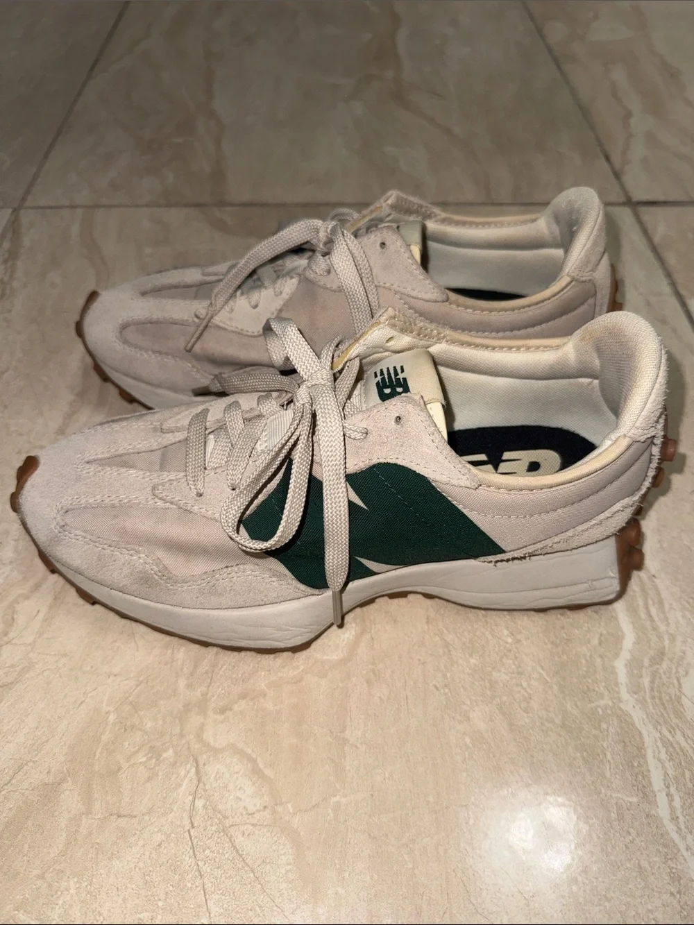 New Balance Lifestyle 327 Timberwolf Green, White & Grey
